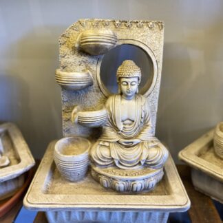 Fuente Buda con Cuencos